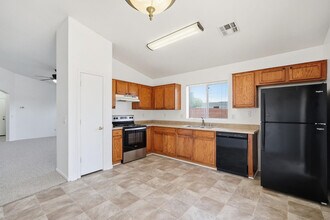 23851 W Lasso Ln in Buckeye, AZ - Building Photo - Building Photo