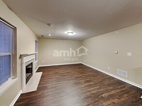 10224 Clear Sky Dr in Avon, IN - Building Photo - Building Photo