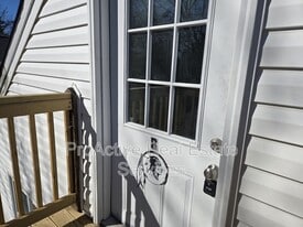 3625 S Warwick Cir in Norfolk, VA - Building Photo