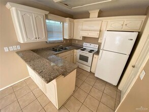 13 W La Guardia Ln in Edinburg, TX - Building Photo - Building Photo