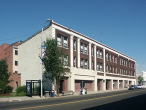 Capitol Plaza Apartments in Ansonia, CT - Building Photo - Building Photo