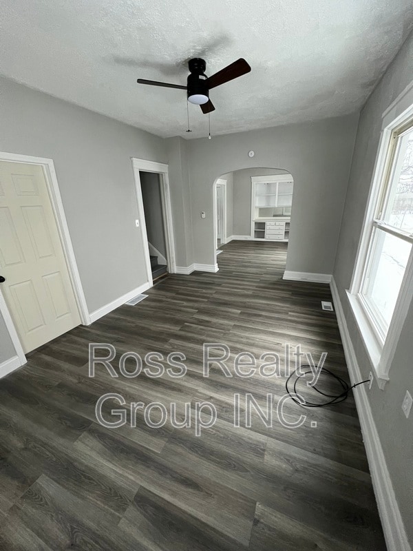 1040 Campbell St in Toledo, OH - Building Photo - Building Photo