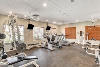 3574 Desert Cliff St, Unit 203 in Las Vegas, NV - Foto de edificio - Building Photo