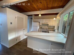 18312 24th Ave NE in Shoreline, WA - Building Photo - Building Photo