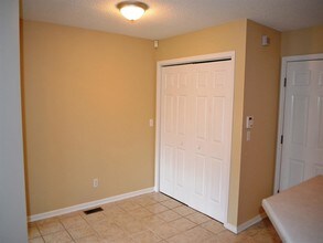 604 Lake Lennox Dr in Simpsonville, SC - Building Photo - Building Photo