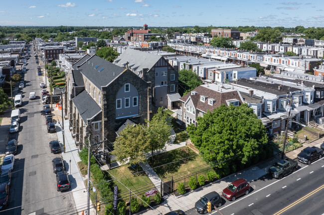 Hillside Lofts in Philadelphia, PA - Foto de edificio - Building Photo