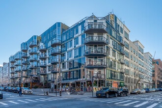 40 N 4th St in Brooklyn, NY - Foto de edificio - Building Photo