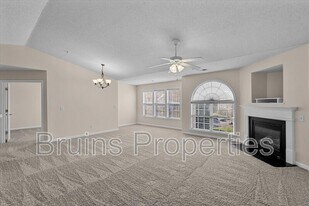 6117 Hedgecock Cir in High Point, NC - Building Photo