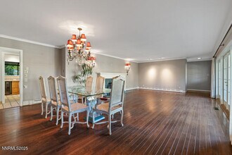 1880 Meadowview Ln in Reno, NV - Building Photo - Building Photo