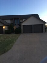 4511 Spring Ridge Rd in Enid, OK - Building Photo