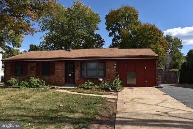 property at 4011 Lees Corner Rd