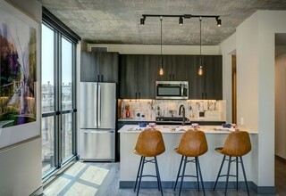 177 N Ada St, Unit 812 in Chicago, IL - Building Photo - Building Photo