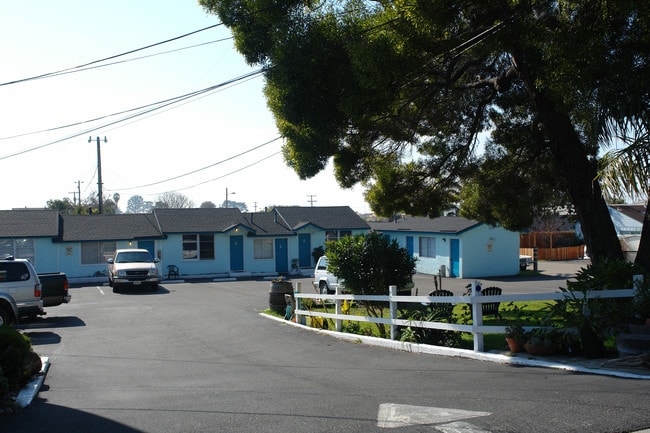 1001 Shell Beach Rd in Pismo Beach, CA - Building Photo - Building Photo