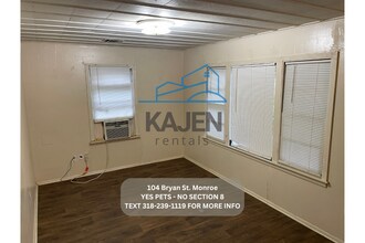 104 Bryan St in Monroe, LA - Foto de edificio - Building Photo