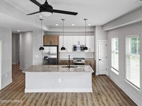 4711 Azalea Landing Dr, Unit Eva in Wilmington, NC - Building Photo - Building Photo