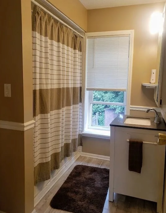 231 N Elm St in Butler, PA - Foto de edificio - Building Photo