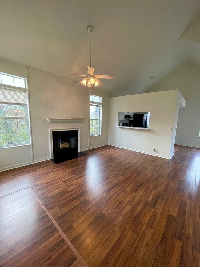 1001 Lassiter Dr in Goodlettsville, TN - Building Photo - Building Photo