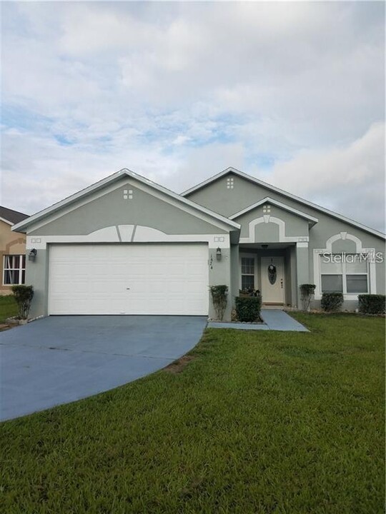 1624 Norfolk Ct in Clermont, FL - Building Photo