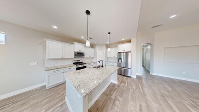 5109 W Grey Ghost Rd in Hobbs, NM - Building Photo - Building Photo