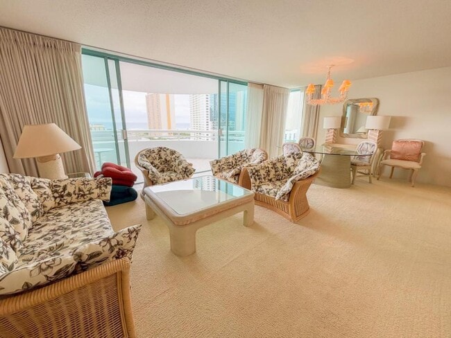 property at 1341 Kapiolani Blvd