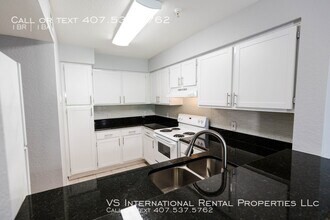 13929 Fairway Island Dr-Unit -Unit 812 in Orlando, FL - Building Photo - Building Photo