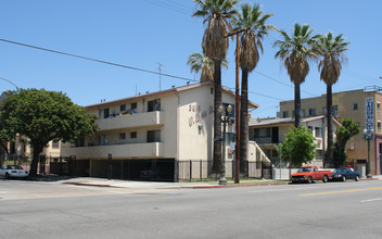 3815 W 8th St in Los Angeles, CA - Building Photo - Building Photo