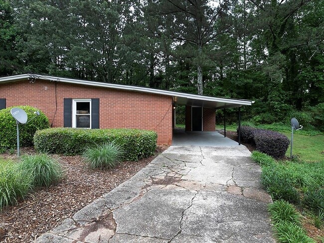 property at 2123 Hanfred Ct
