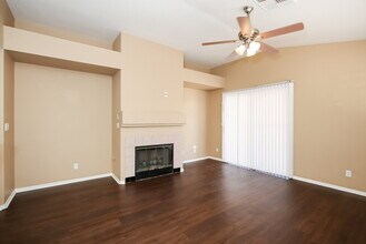 5116 Brookmere Dr in Las Vegas, NV - Building Photo - Building Photo