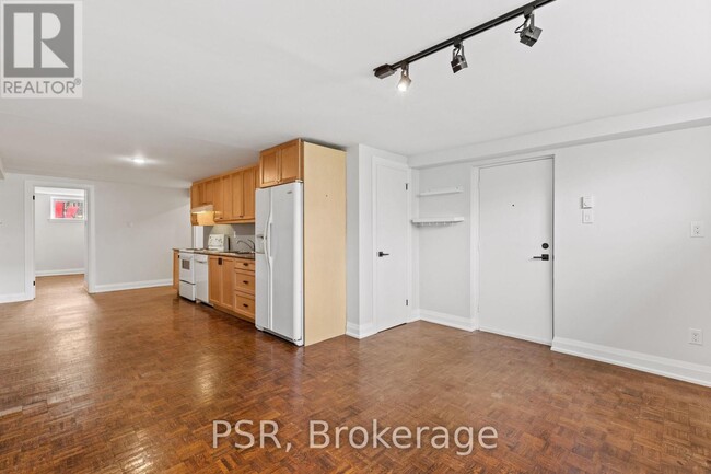 39 Morgan Ave in Toronto, ON - Building Photo - Building Photo