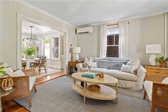 21 John St in Newport, RI - Building Photo - Building Photo