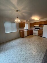 1675 Ono Ave in Eugene, OR - Building Photo - Building Photo