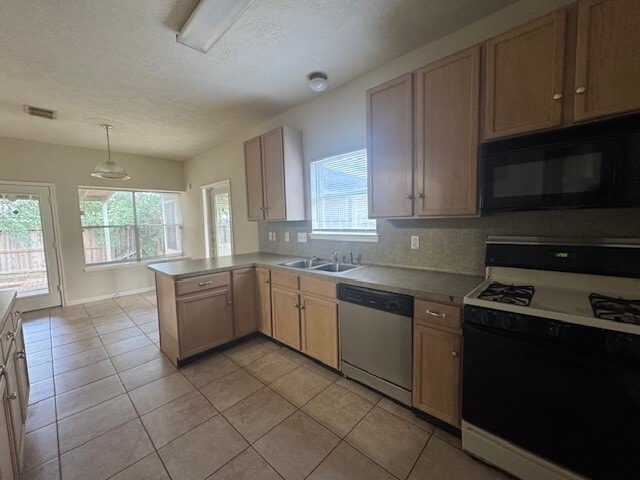 property at 5022 E Newpark Dr