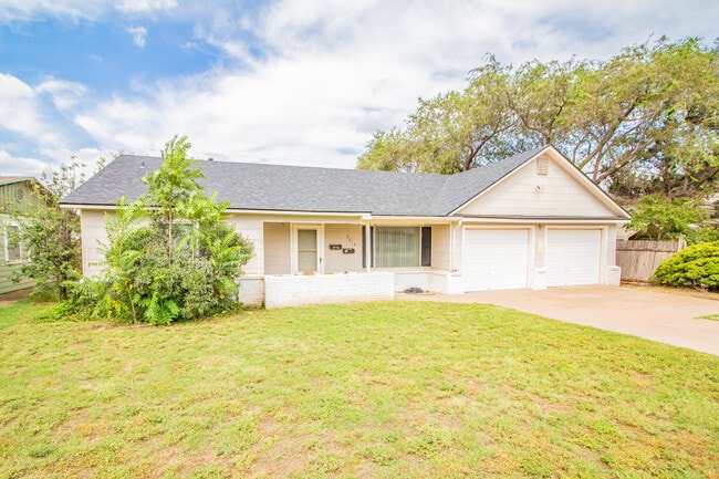 property at 3214 27th St