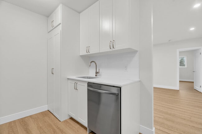 1220 Hamilton St in Cambridge, ON - Building Photo - Building Photo