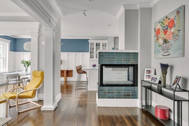 105 Winchester St, Unit 3 in Brookline, MA - Building Photo - Building Photo