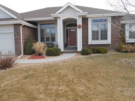 2086 Tincup Dr in Loveland, CO - Building Photo