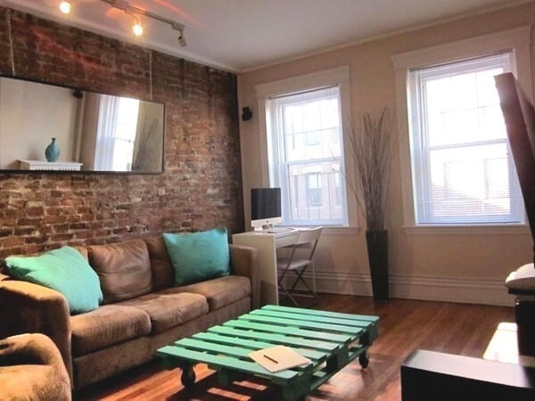 property at 31 Queensberry St