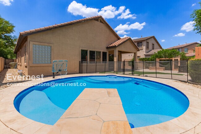 8791 W Lane Ave in Glendale, AZ - Building Photo - Building Photo