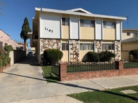 1647 W 80th St, Unit #3 2Bed in Los Angeles, CA - Building Photo