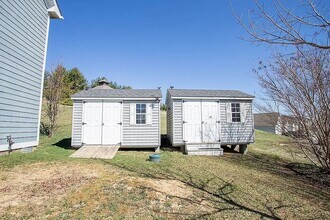 361 Windsor Dr in Fishersville, VA - Building Photo - Building Photo