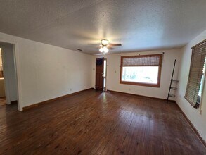 3414 Riverside Dr in Kerrville, TX - Building Photo - Building Photo