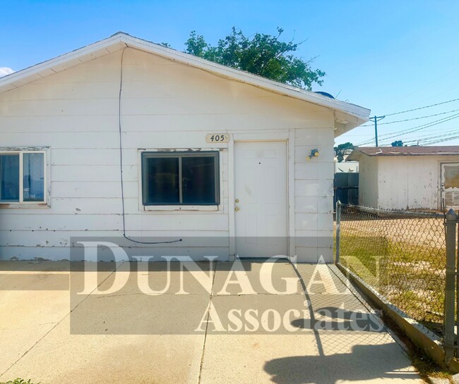 property at 405 N 10th St