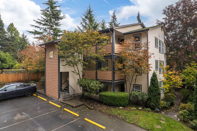 Park Place Apartments in Edmonds, WA - Building Photo - Primary Photo