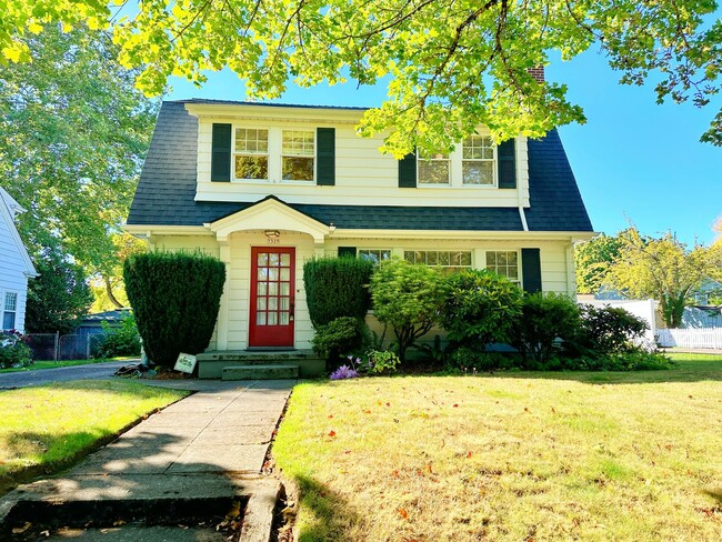 7329 SE 35th Ave in Portland, OR - Building Photo - Building Photo