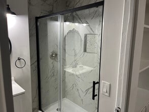 1521 S 42nd St in San Diego, CA - Foto de edificio - Building Photo