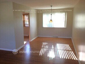 1430 S Chestnut Dr in Mount Prospect, IL - Building Photo - Building Photo