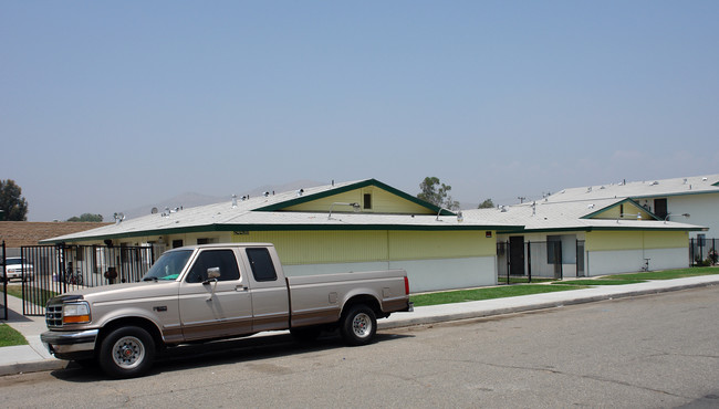 Postal Ave. Apartments in Moreno Valley, CA - Building Photo - Building Photo