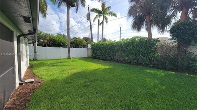 116 NW 3rd Ct in Boca Raton, FL - Building Photo - Building Photo