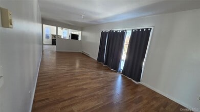 59 Walton Terrace in Monroe, NY - Building Photo - Building Photo