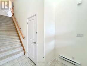 520 Hudson Cres in Midland, ON - Building Photo - Building Photo